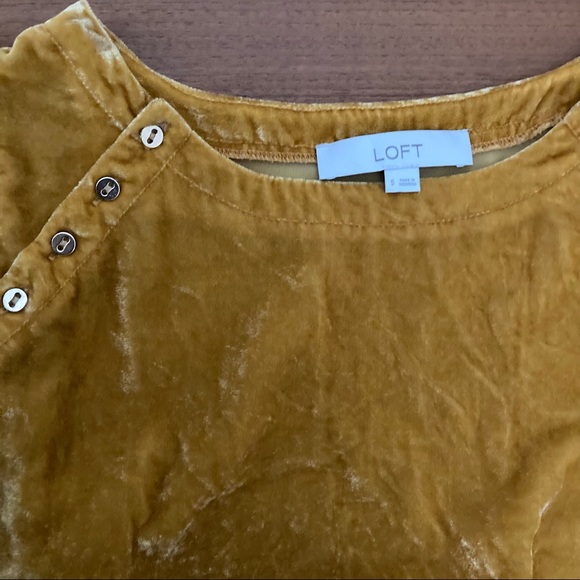 Loft Yellow Velvet Button Ruffle Shell Top - S - Picture 6 of 6